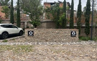 Capilla de Piedra, Basura