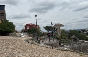 Ven a San Miguel, Rentas Vacacionales, Airbnb, Capilla de Piedra, Transporte